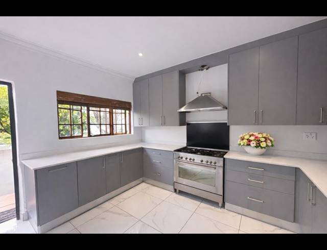4 BEDROOM HOUSE FOR SALE IN BRYANSTON